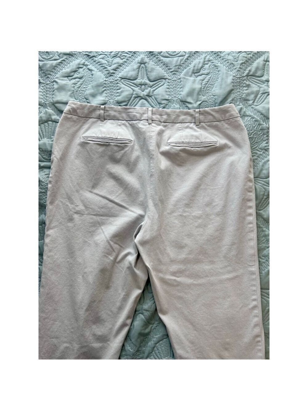 Lane Bryant Light Gray Capri Pants Plus Size 18 Slim Polished Crop - Picture 8 of 13
